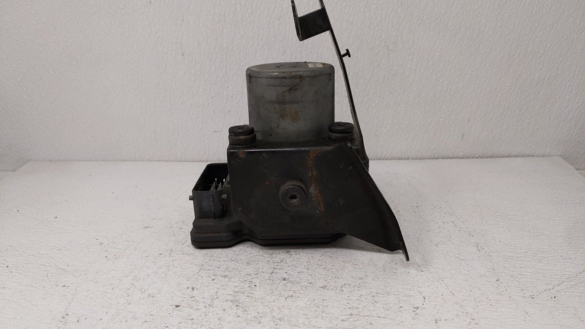 2014-2015 Kia Optima Anti-Lock Brake ABS Pump Module Actuator OEM P/N:BE6003O902 58920-2T870 Fits Fits 2014 2015 OEM Used Au