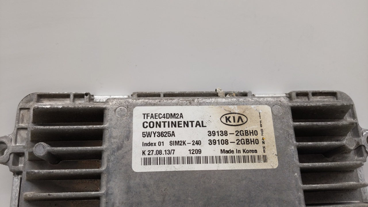 2014-2015 Kia Optima PCM Engine Control Computer ECU ECM PCU OEM P/N:39138-2GBH0 39108-2GBH0, 391382GBH0 Fits Fits 2014 2015