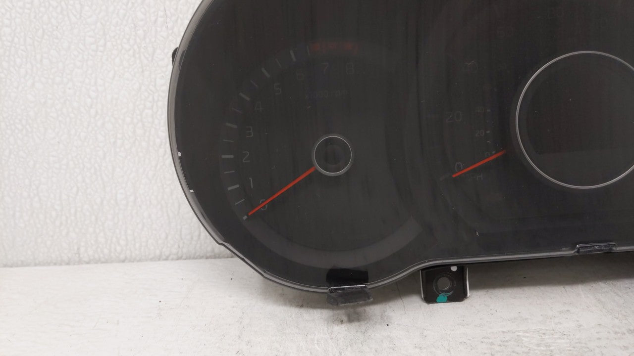 2014-2015 Kia Optima Instrument Cluster Speedometer Gauges P/N:94031-2T270 Fits Fits 2014 2015 OEM Used Auto Parts - Oemused