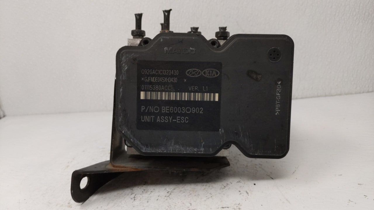 2014-2015 Kia Optima ABS Pump Control Module Replacement P/N:BE6003O902 58920-2T870 Fits Fits 2014 2015 OEM Used Auto Parts 