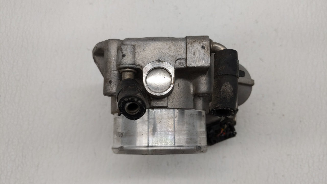 2011-2015 Kia Optima Throttle Body P/N:35100-2G700 Fits Fits 2011 2012 2013 2014 2015 2016 OEM Used Auto Parts - Oemusedauto
