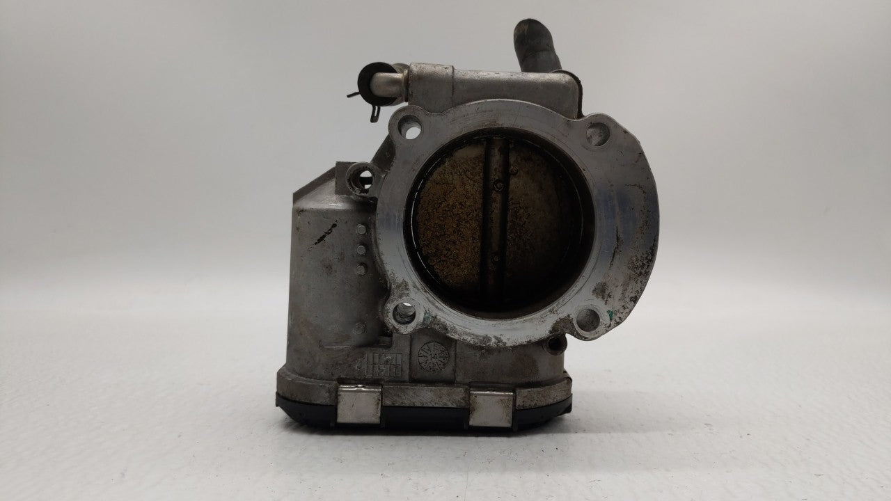 2011-2015 Kia Optima Throttle Body P/N:35100-2G700 Fits Fits 2011 2012 2013 2014 2015 2016 OEM Used Auto Parts - Oemusedauto
