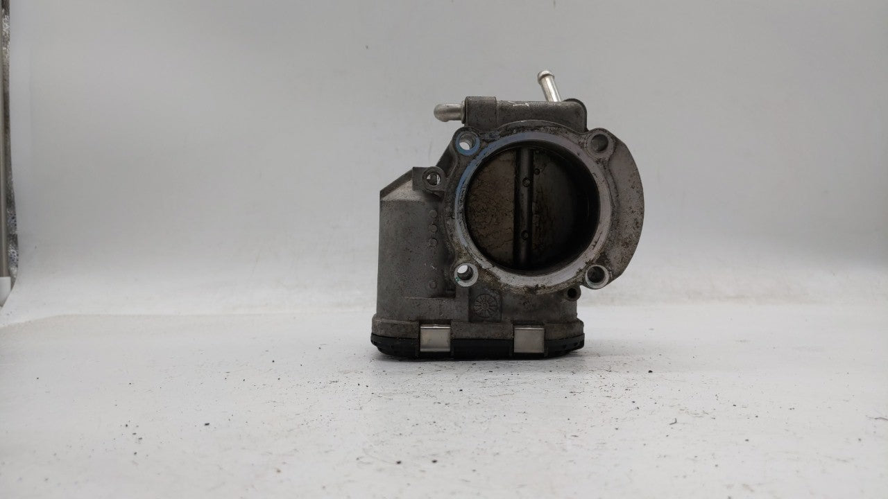 2011-2015 Kia Optima Throttle Body P/N:35100-2G700 Fits Fits 2011 2012 2013 2014 2015 2016 OEM Used Auto Parts - Oemusedauto