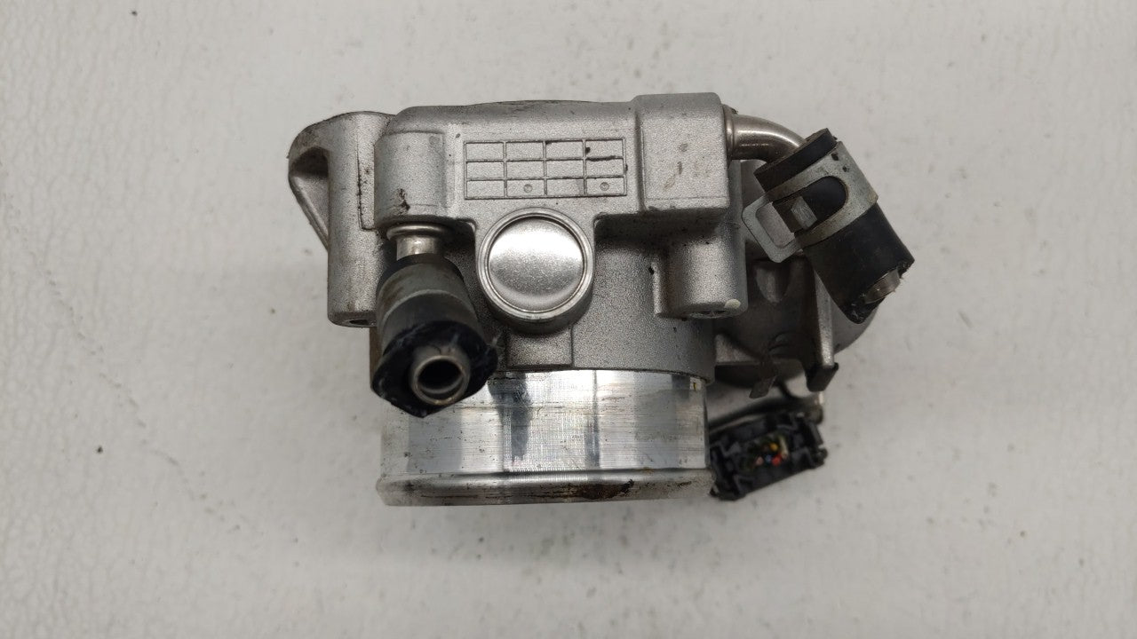 2011-2016 Kia Optima Throttle Body P/N:35100-2G800 Fits Fits 2011 2012 2013 2014 2015 2016 OEM Used Auto Parts - Oemusedauto