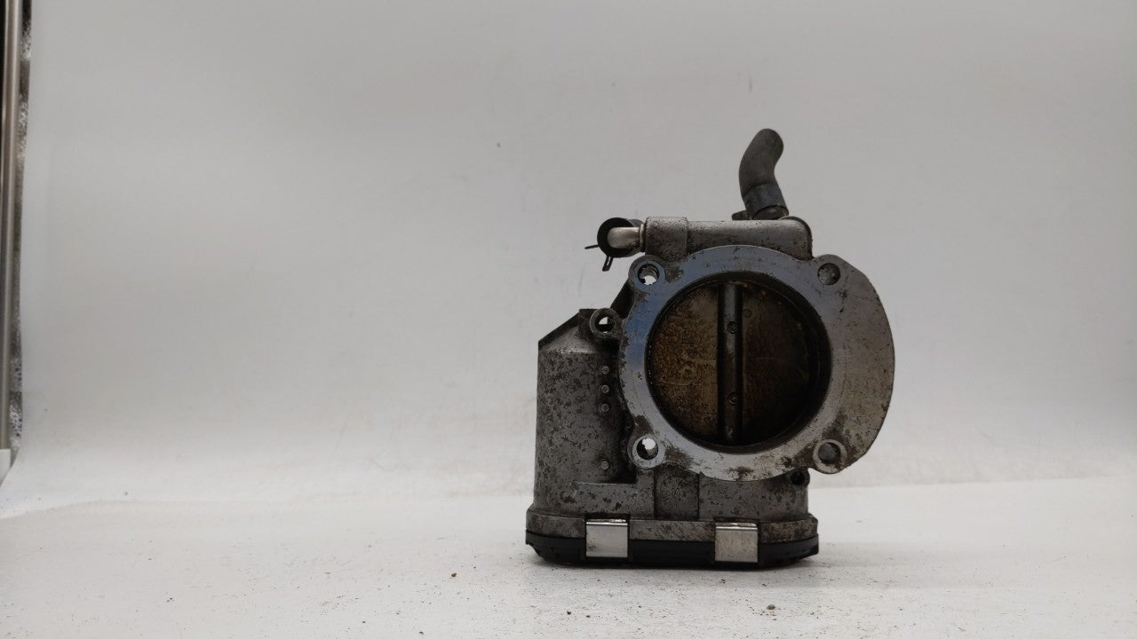2011-2015 Kia Optima Throttle Body P/N:35100-2G700 Fits Fits 2011 2012 2013 2014 2015 2016 OEM Used Auto Parts - Oemusedauto