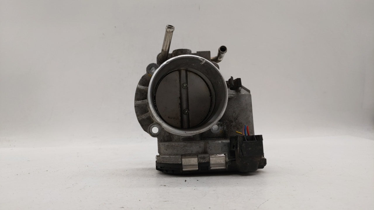 2011-2015 Kia Optima Throttle Body P/N:35100-2G700 Fits Fits 2011 2012 2013 2014 2015 2016 OEM Used Auto Parts - Oemusedauto