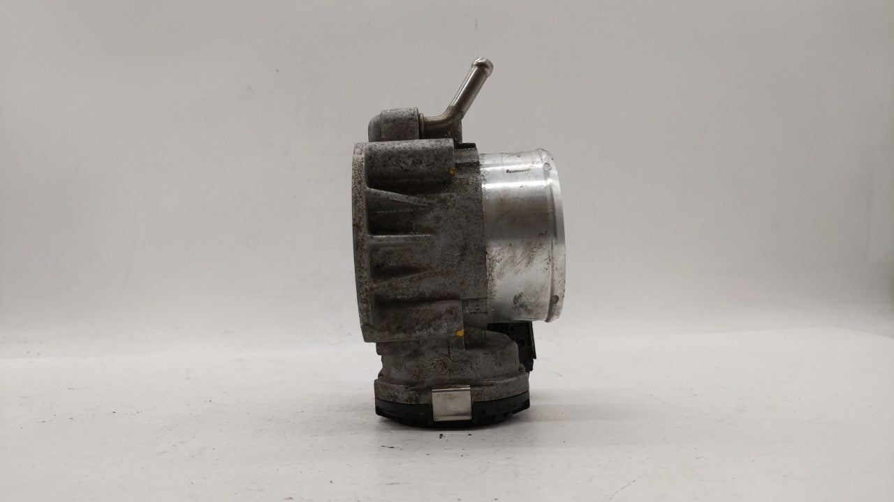 2011-2015 Kia Optima Throttle Body P/N:35100-2G700 Fits Fits 2011 2012 2013 2014 2015 2016 OEM Used Auto Parts - Oemusedauto