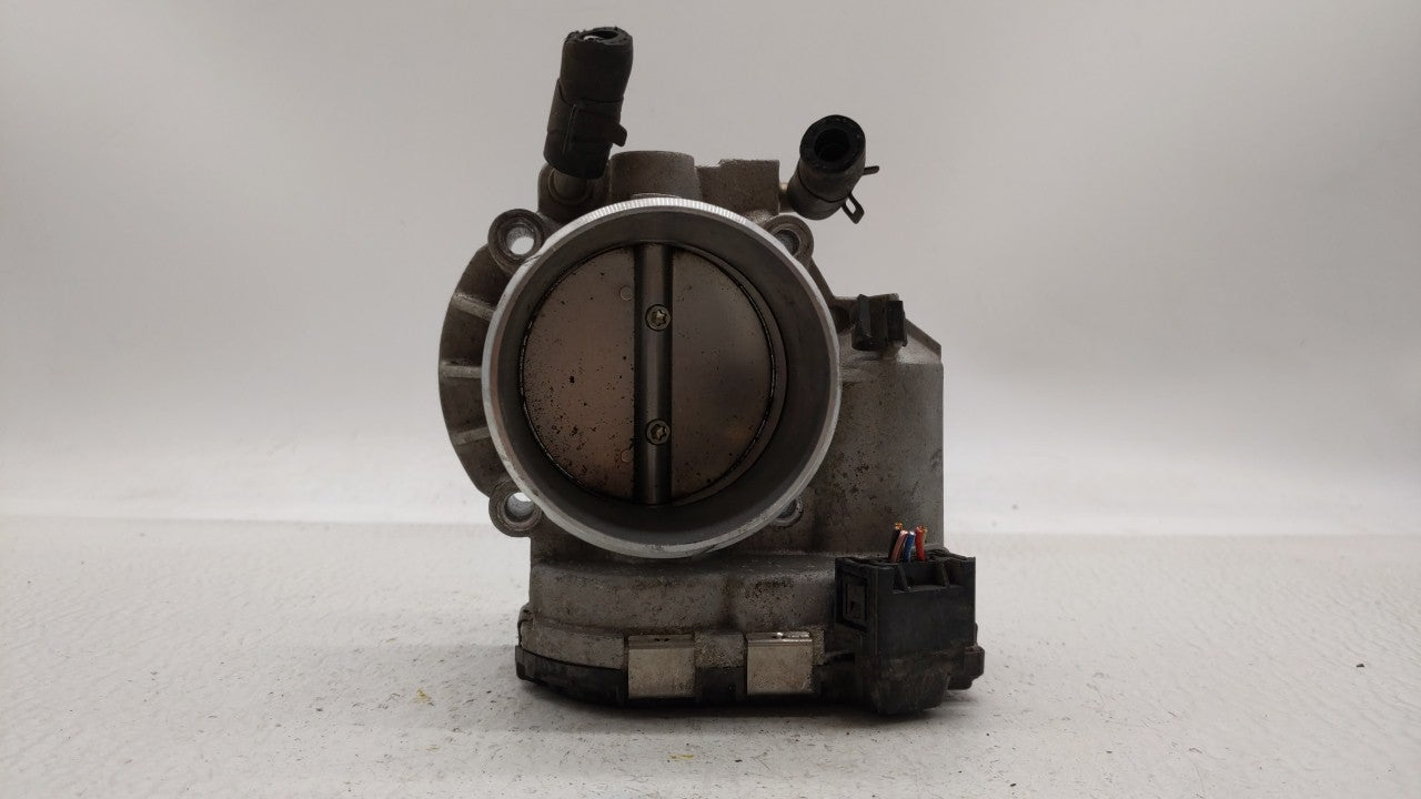2011-2015 Kia Optima Throttle Body P/N:35100-2G700 Fits Fits 2011 2012 2013 2014 2015 2016 OEM Used Auto Parts - Oemusedauto
