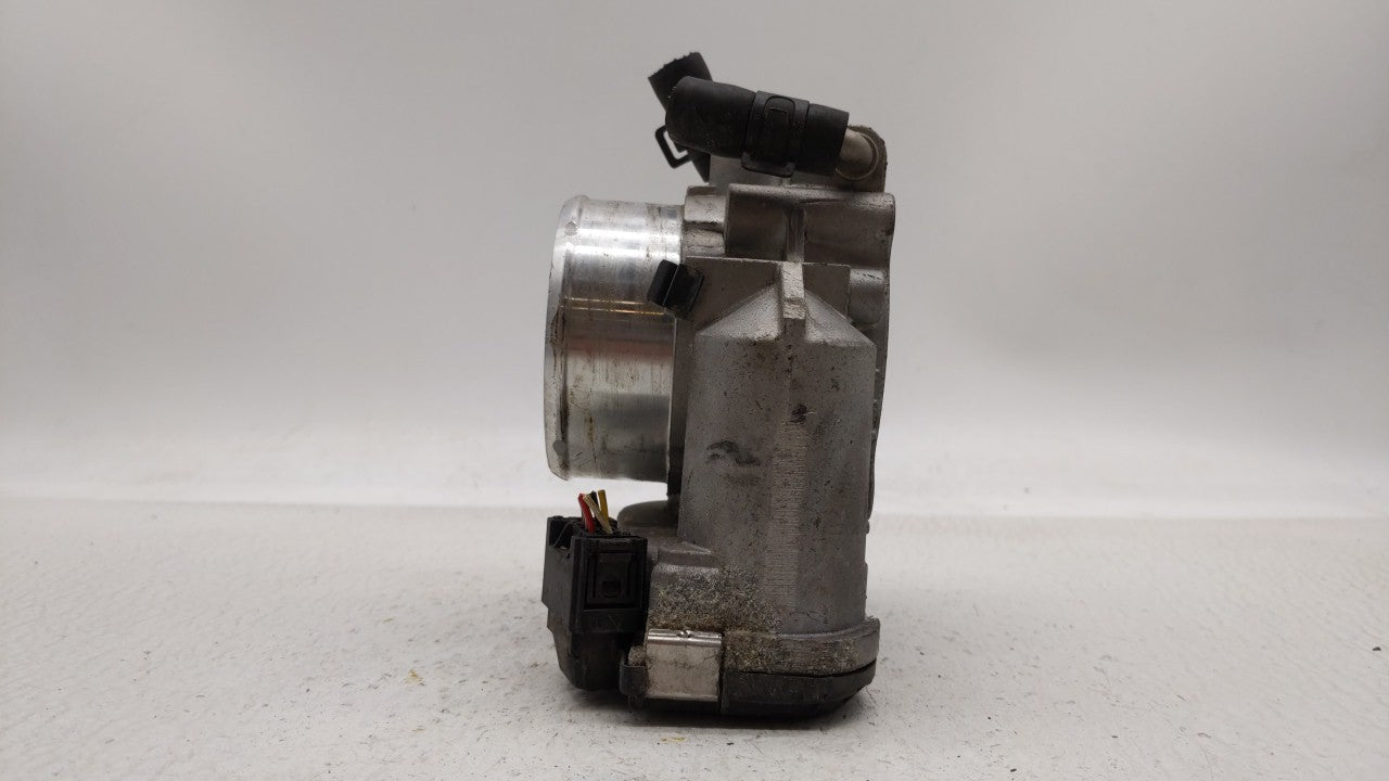 2011-2015 Kia Optima Throttle Body P/N:35100-2G700 Fits Fits 2011 2012 2013 2014 2015 2016 OEM Used Auto Parts - Oemusedauto