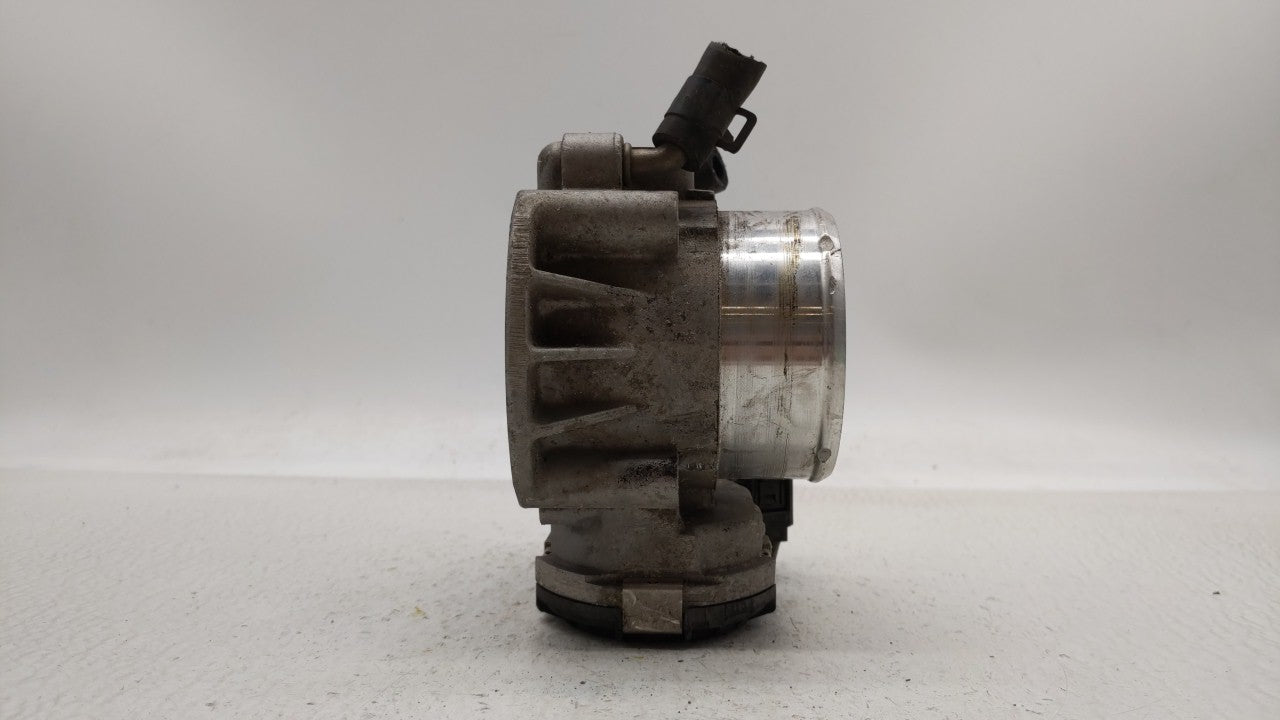 2011-2015 Kia Optima Throttle Body P/N:35100-2G700 Fits Fits 2011 2012 2013 2014 2015 2016 OEM Used Auto Parts - Oemusedauto