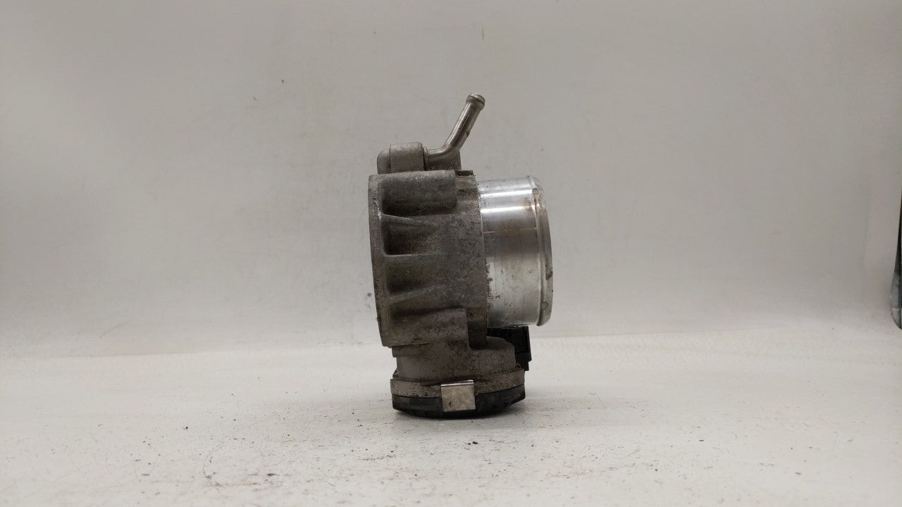 2011-2015 Kia Optima Throttle Body P/N:35100-2G700 Fits Fits 2011 2012 2013 2014 2015 2016 OEM Used Auto Parts - Oemusedauto