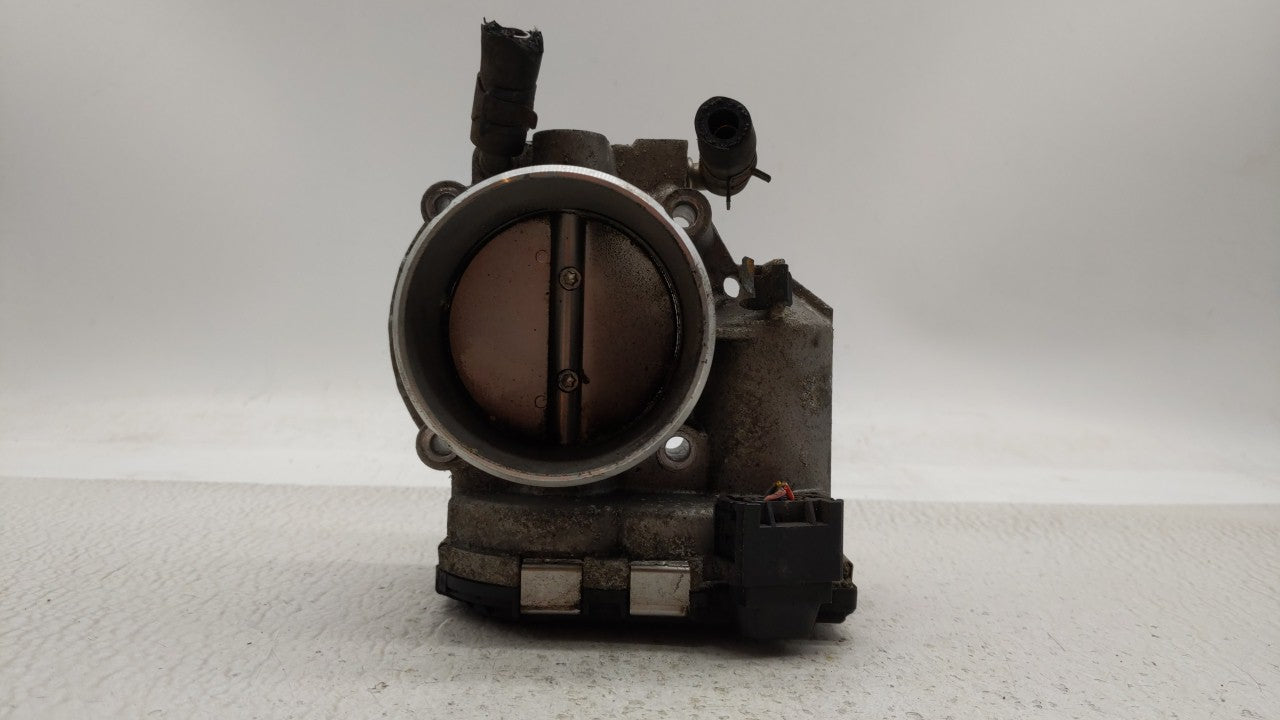 2011-2015 Kia Optima Throttle Body P/N:35100-2G700 Fits Fits 2011 2012 2013 2014 2015 2016 OEM Used Auto Parts - Oemusedauto
