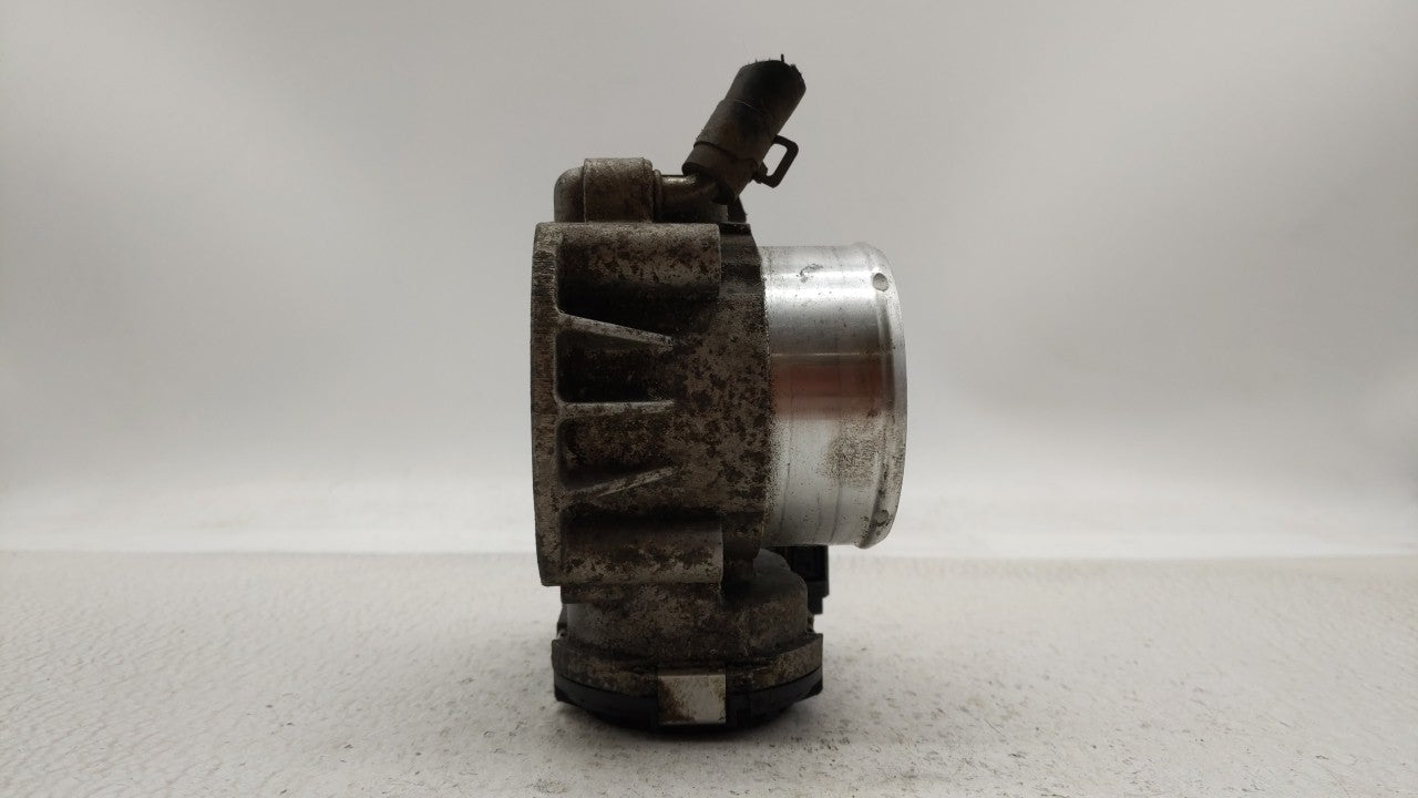 2011-2015 Kia Optima Throttle Body P/N:35100-2G700 Fits Fits 2011 2012 2013 2014 2015 2016 OEM Used Auto Parts - Oemusedauto
