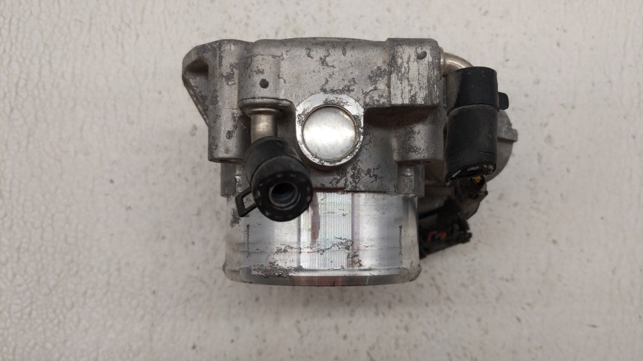 2011-2015 Kia Optima Throttle Body P/N:35100-2G700 Fits Fits 2011 2012 2013 2014 2015 2016 OEM Used Auto Parts - Oemusedauto