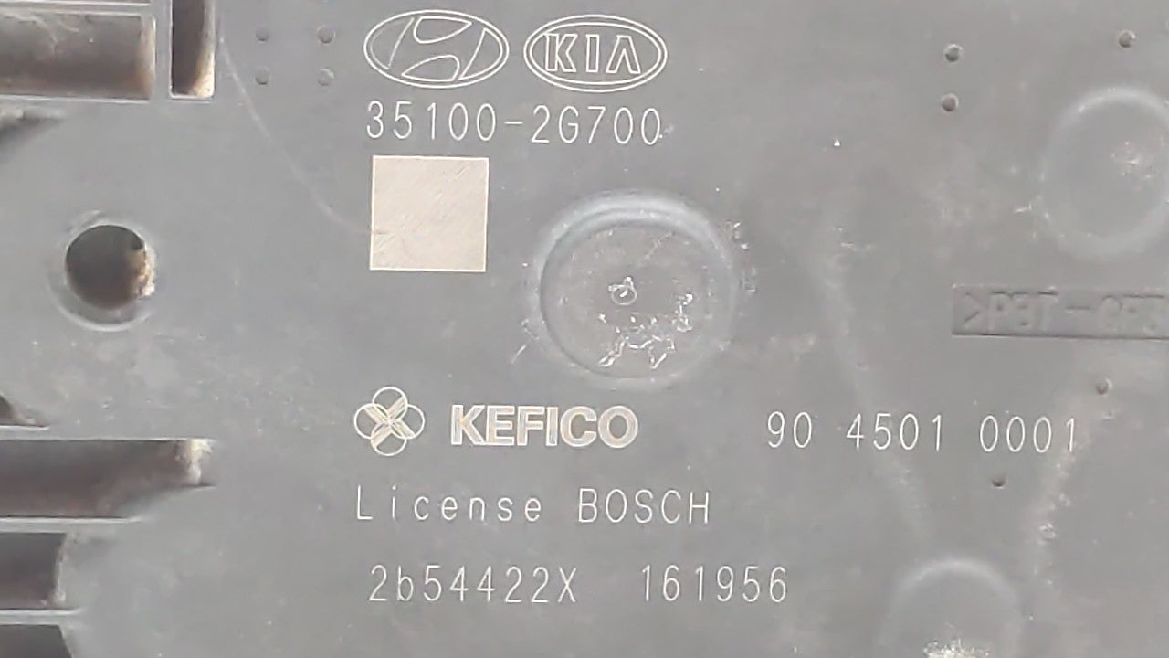 2011-2015 Kia Optima Throttle Body P/N:35100-2G700 Fits Fits 2011 2012 2013 2014 2015 2016 OEM Used Auto Parts - Oemusedauto