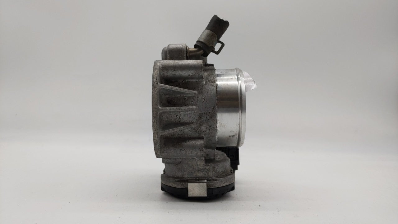 2011-2016 Kia Optima Throttle Body P/N:35100-2G800 Fits Fits 2011 2012 2013 2014 2015 2016 OEM Used Auto Parts - Oemusedauto