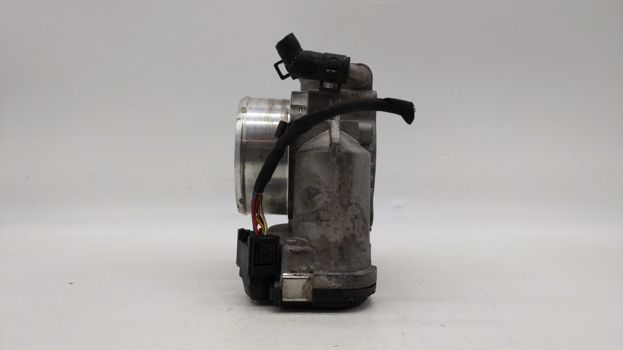 2011-2015 Kia Optima Throttle Body P/N:35100-2G700 Fits Fits 2011 2012 2013 2014 2015 2016 OEM Used Auto Parts - Oemusedauto