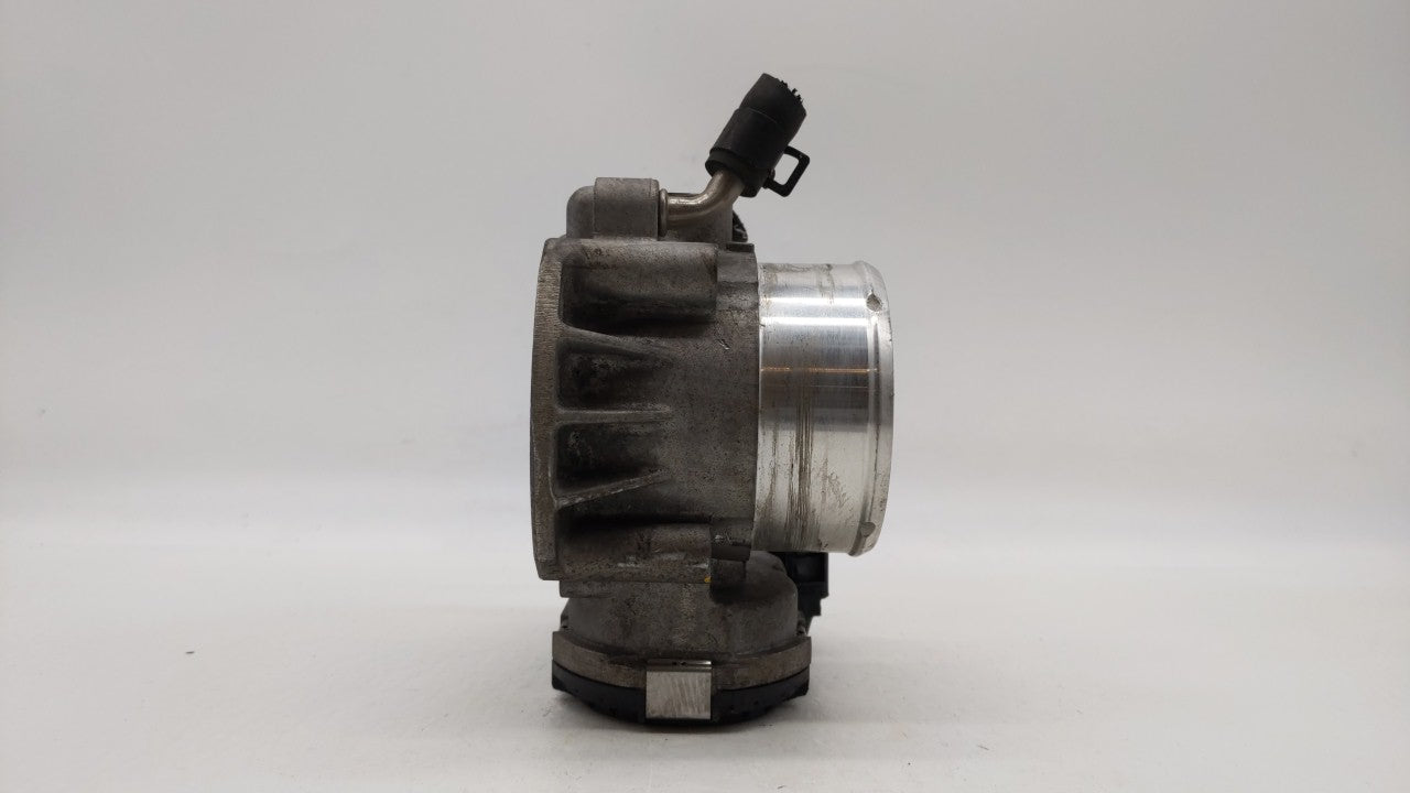 2011-2015 Kia Optima Throttle Body P/N:35100-2G700 Fits Fits 2011 2012 2013 2014 2015 2016 OEM Used Auto Parts - Oemusedauto