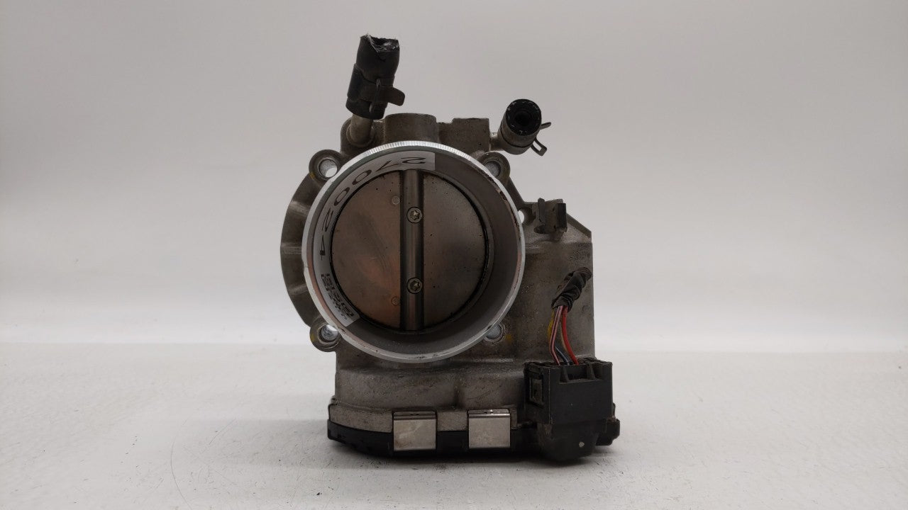 2011-2015 Kia Optima Throttle Body P/N:35100-2G700 Fits Fits 2011 2012 2013 2014 2015 2016 OEM Used Auto Parts - Oemusedauto