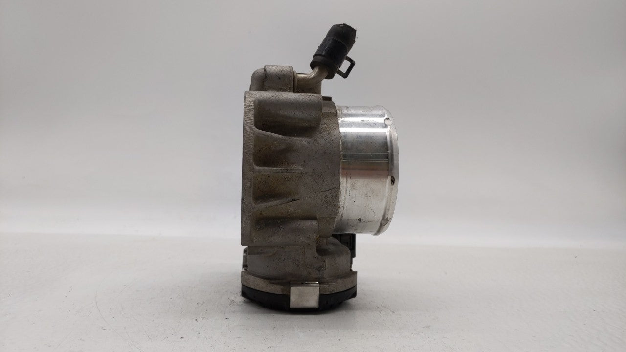 2011-2015 Kia Optima Throttle Body P/N:35100-2G700 Fits Fits 2011 2012 2013 2014 2015 2016 OEM Used Auto Parts - Oemusedauto