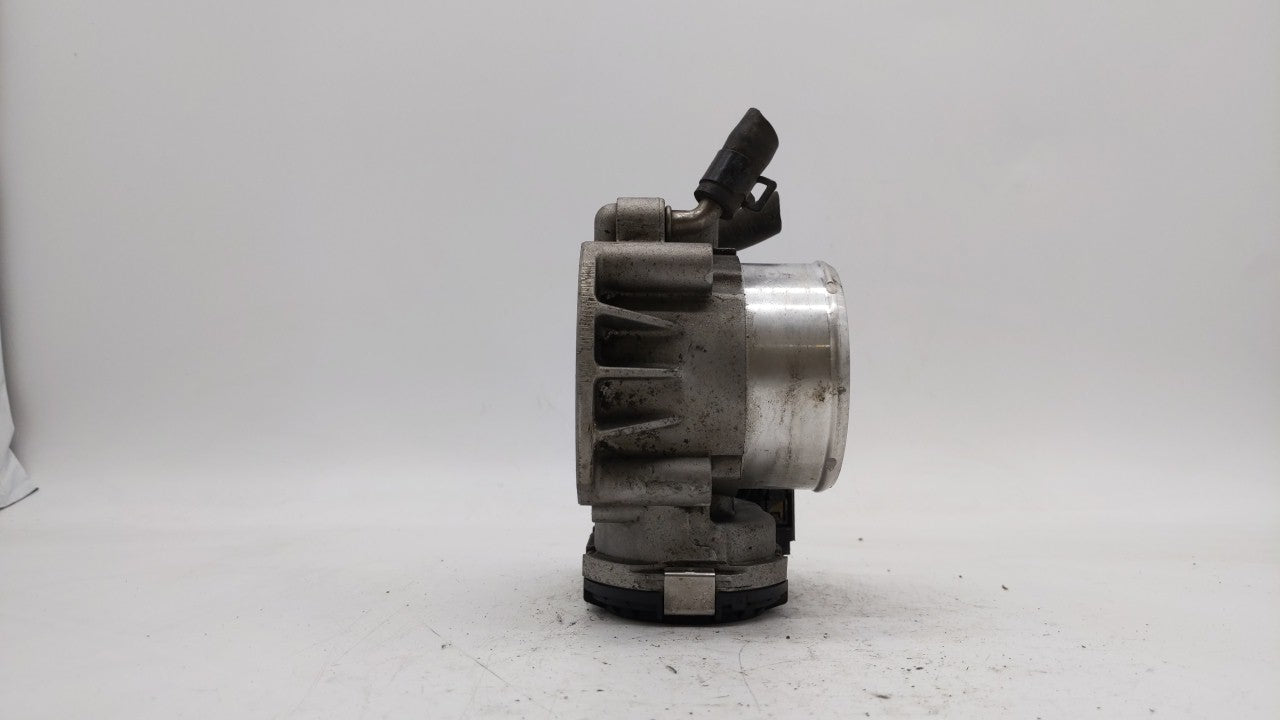 2011-2015 Kia Optima Throttle Body P/N:35100-2G700 Fits Fits 2011 2012 2013 2014 2015 2016 OEM Used Auto Parts - Oemusedauto