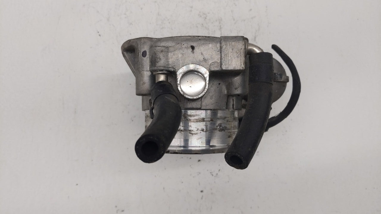 2011-2015 Kia Optima Throttle Body P/N:35100-2G700 Fits Fits 2011 2012 2013 2014 2015 2016 OEM Used Auto Parts - Oemusedauto