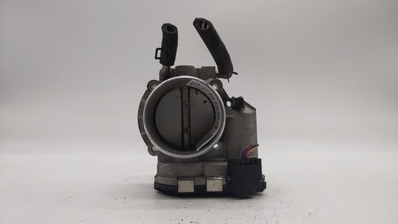 2011-2015 Kia Optima Throttle Body P/N:35100-2G700 Fits Fits 2011 2012 2013 2014 2015 2016 OEM Used Auto Parts - Oemusedauto