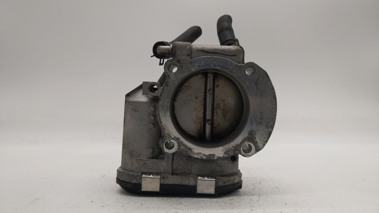 2011-2015 Kia Optima Throttle Body P/N:35100-2G700 Fits Fits 2011 2012 2013 2014 2015 2016 OEM Used Auto Parts - Oemusedauto