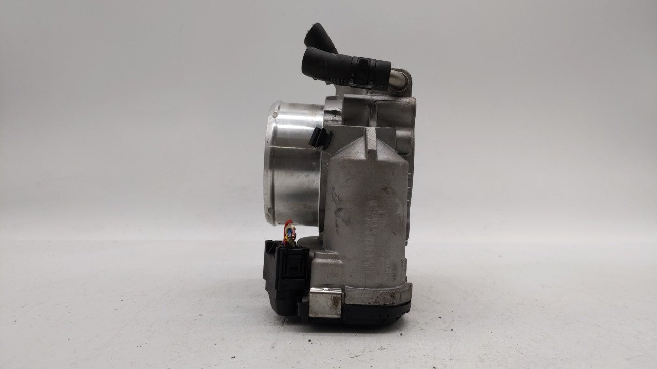2011-2015 Kia Optima Throttle Body P/N:35100-2G700 Fits Fits 2011 2012 2013 2014 2015 2016 OEM Used Auto Parts - Oemusedauto