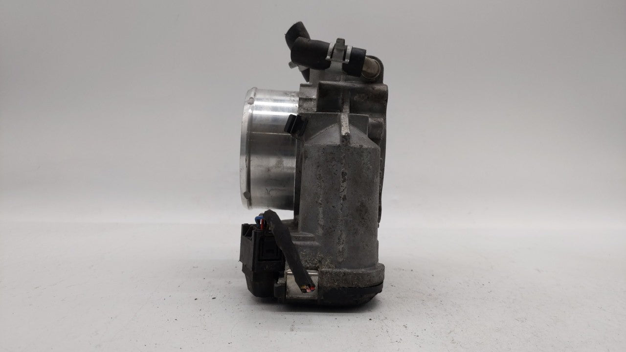 2011-2015 Kia Optima Throttle Body P/N:35100-2G700 Fits Fits 2011 2012 2013 2014 2015 2016 OEM Used Auto Parts - Oemusedauto