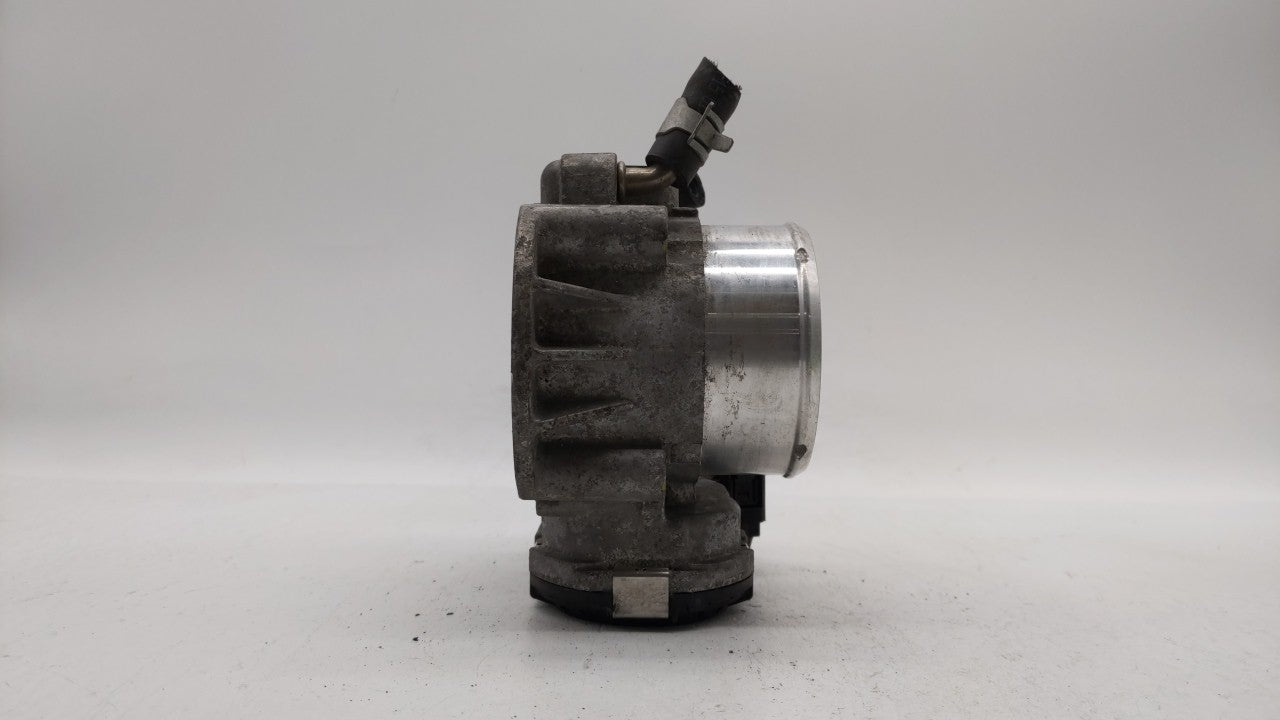 2011-2015 Kia Optima Throttle Body P/N:35100-2G700 Fits Fits 2011 2012 2013 2014 2015 2016 OEM Used Auto Parts - Oemusedauto