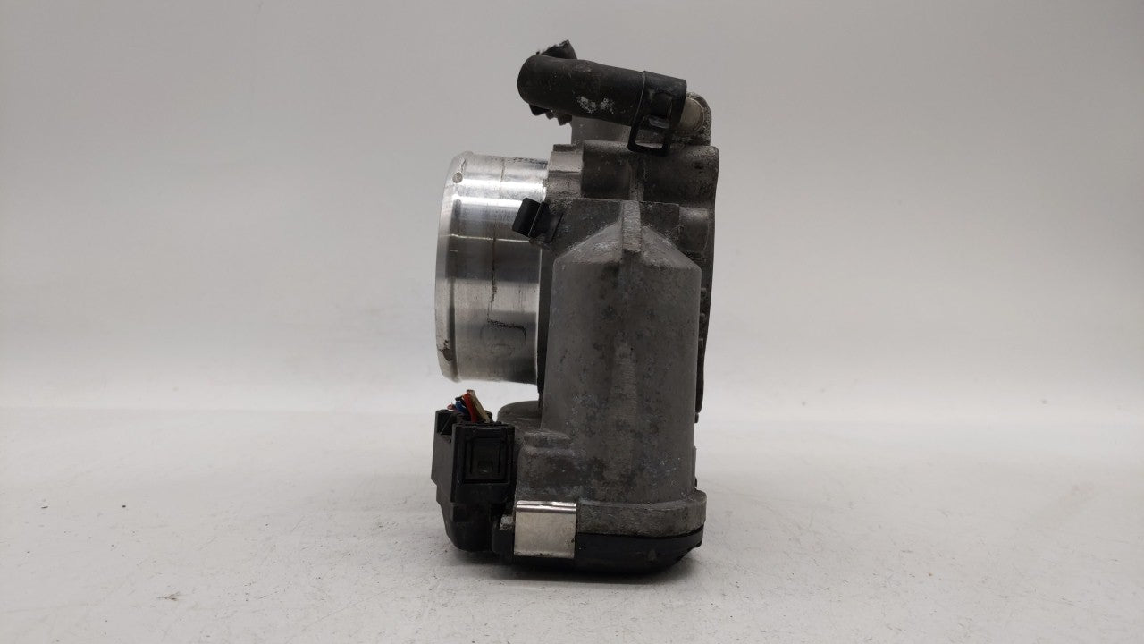 2011-2015 Kia Optima Throttle Body P/N:35100-2G700 Fits Fits 2011 2012 2013 2014 2015 2016 OEM Used Auto Parts - Oemusedauto