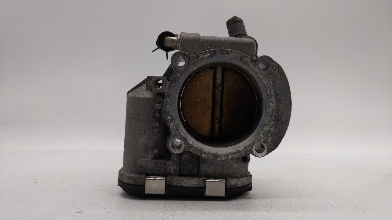 2011-2015 Kia Optima Throttle Body P/N:35100-2G700 Fits Fits 2011 2012 2013 2014 2015 2016 OEM Used Auto Parts - Oemusedauto