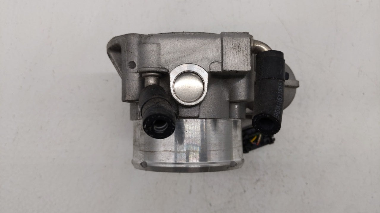 2011-2015 Kia Optima Throttle Body P/N:35100-2G700 Fits Fits 2011 2012 2013 2014 2015 2016 OEM Used Auto Parts - Oemusedauto