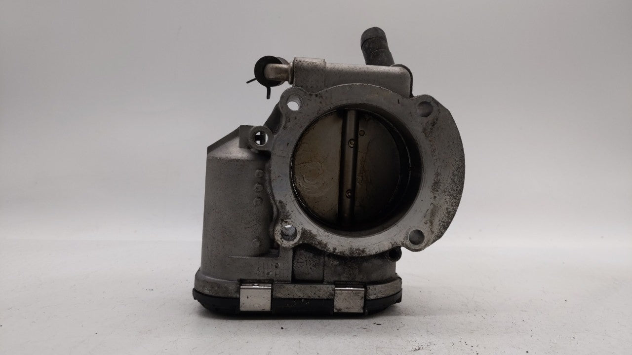2011-2015 Kia Optima Throttle Body P/N:35100-2G700 Fits Fits 2011 2012 2013 2014 2015 2016 OEM Used Auto Parts - Oemusedauto