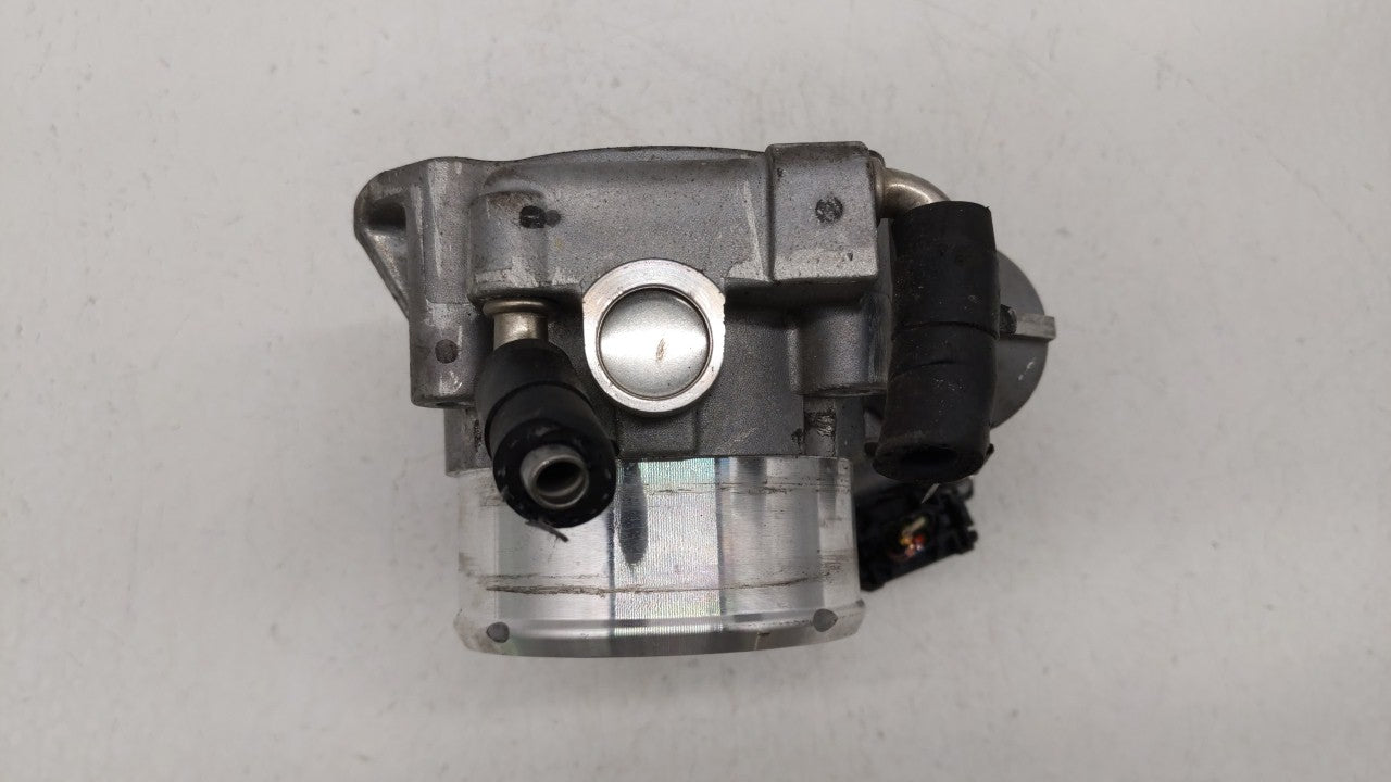 2011-2015 Kia Optima Throttle Body P/N:35100-2G700 Fits Fits 2011 2012 2013 2014 2015 2016 OEM Used Auto Parts - Oemusedauto