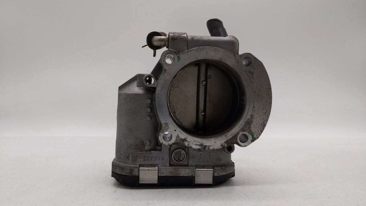 2011-2015 Kia Optima Throttle Body P/N:35100-2G700 Fits Fits 2011 2012 2013 2014 2015 2016 OEM Used Auto Parts - Oemusedauto
