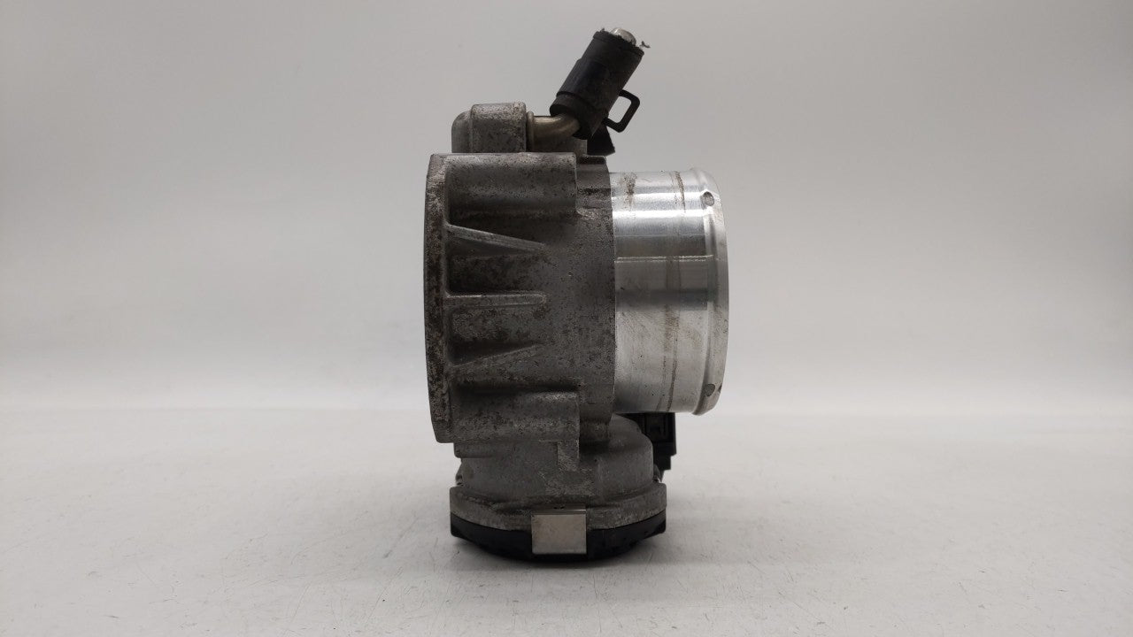 2011-2015 Kia Optima Throttle Body P/N:35100-2G700 Fits Fits 2011 2012 2013 2014 2015 2016 OEM Used Auto Parts - Oemusedauto