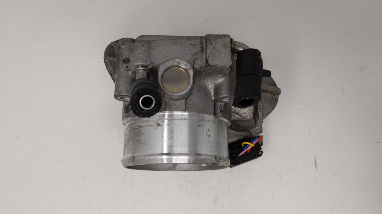 2011-2015 Kia Optima Throttle Body P/N:35100-2G700 Fits Fits 2011 2012 2013 2014 2015 2016 OEM Used Auto Parts - Oemusedauto