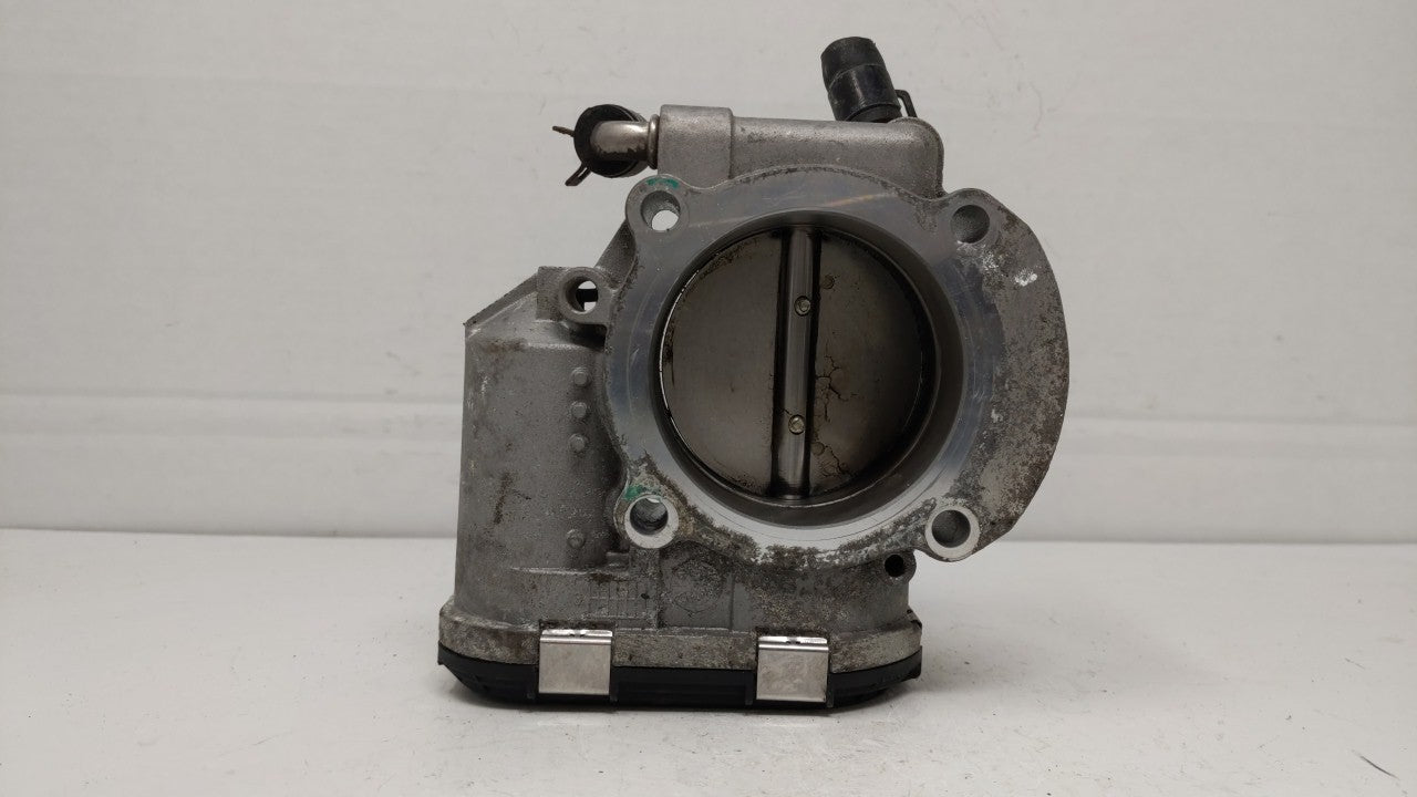 2011-2015 Kia Optima Throttle Body P/N:35100-2G700 Fits Fits 2011 2012 2013 2014 2015 2016 OEM Used Auto Parts - Oemusedauto