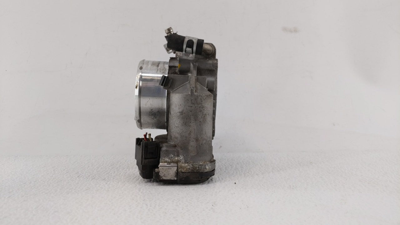 2011-2015 Kia Optima Throttle Body P/N:35100-2G700 Fits Fits 2011 2012 2013 2014 2015 2016 OEM Used Auto Parts - Oemusedauto