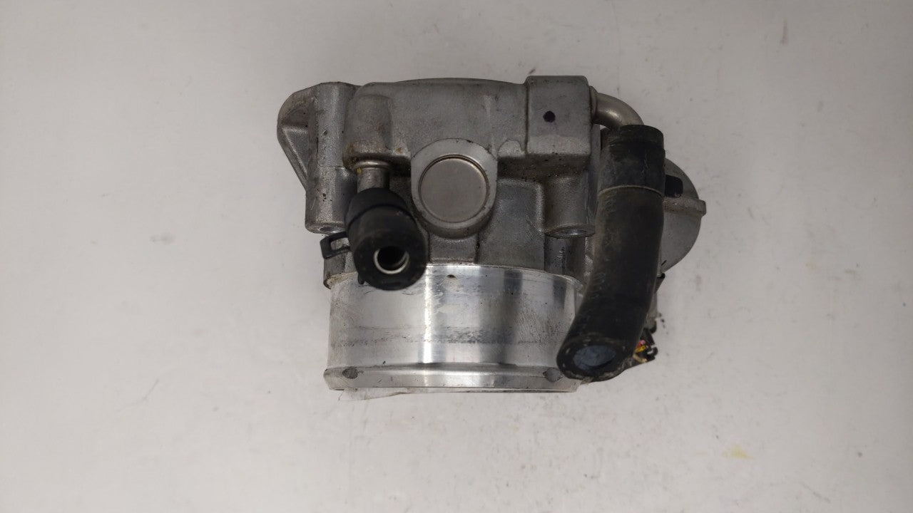 2011-2015 Kia Optima Throttle Body P/N:35100-2G700 Fits Fits 2011 2012 2013 2014 2015 2016 OEM Used Auto Parts - Oemusedauto