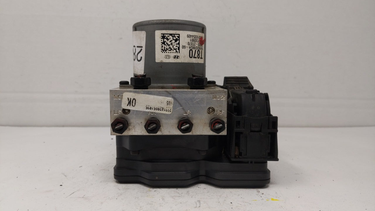 2014-2015 Kia Optima ABS Pump Control Module Replacement P/N:BE6003O902 58920-2T870 Fits Fits 2014 2015 OEM Used Auto Parts 