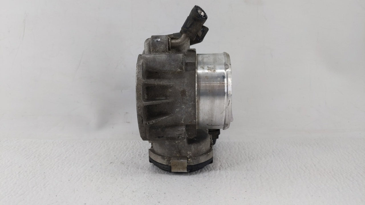 2011-2015 Kia Optima Throttle Body P/N:35100-2G700 Fits Fits 2011 2012 2013 2014 2015 2016 OEM Used Auto Parts - Oemusedauto