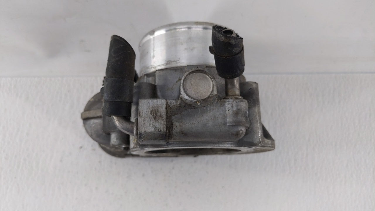 2011-2015 Kia Optima Throttle Body P/N:35100-2G700 Fits Fits 2011 2012 2013 2014 2015 2016 OEM Used Auto Parts - Oemusedauto