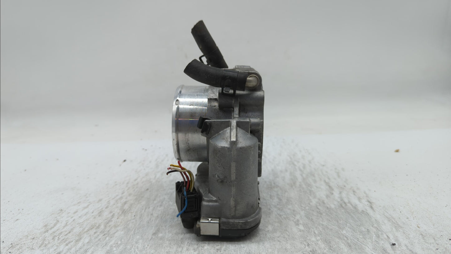 2011-2015 Kia Optima Throttle Body P/N:35100-2G700 Fits Fits 2011 2012 2013 2014 2015 2016 OEM Used Auto Parts - Oemusedauto