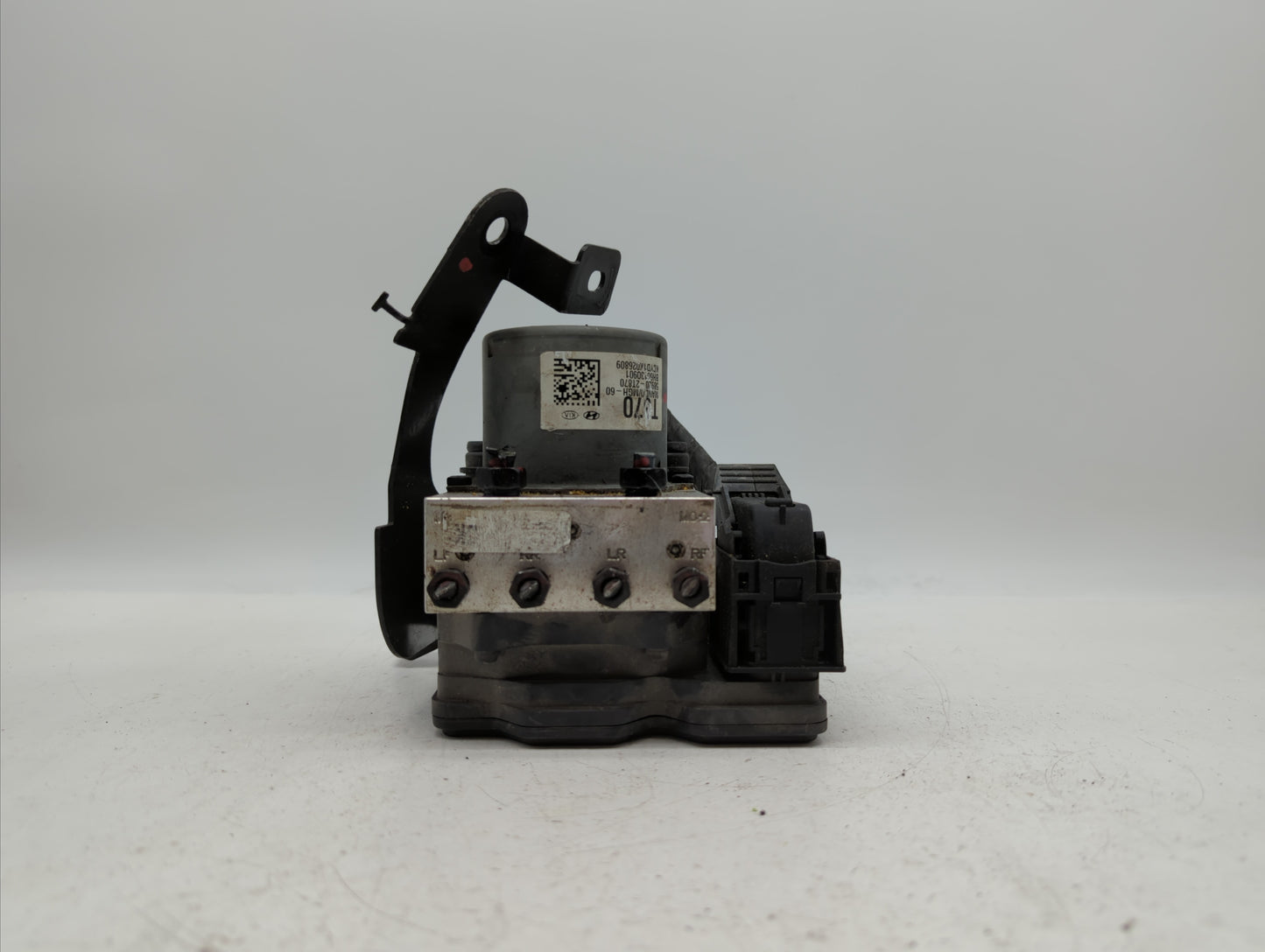 2014-2015 Kia Optima ABS Pump Control Module Replacement P/N:BE6003O902 58920-2T870 Fits Fits 2014 2015 OEM Used Auto Parts 
