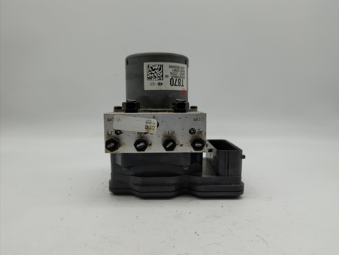 2014-2015 Kia Optima ABS Pump Control Module Replacement P/N:BE6003O902 58920-2T870 Fits Fits 2014 2015 OEM Used Auto Parts 