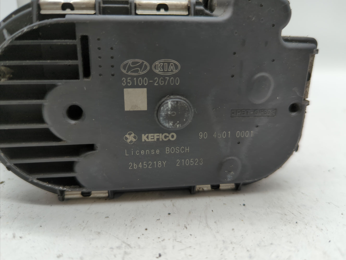 2011-2015 Kia Optima Throttle Body P/N:35100-2G700 Fits Fits 2011 2012 2013 2014 2015 2016 OEM Used Auto Parts - Oemusedauto
