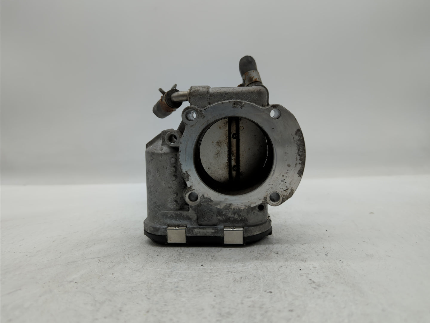 2011-2016 Kia Optima Throttle Body P/N:35100-2G800 Fits Fits 2011 2012 2013 2014 2015 2016 OEM Used Auto Parts - Oemusedauto